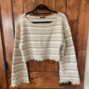 Nasty gal woven bell sleeved crop top